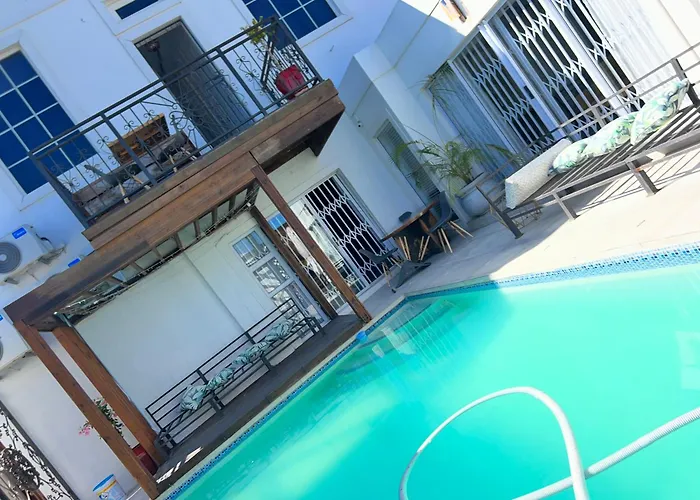 Apartment On 32